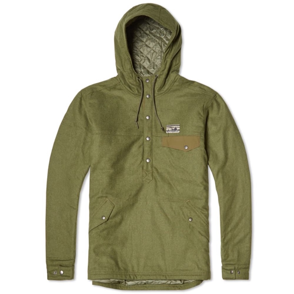Patagonia reclaimed wool snap t